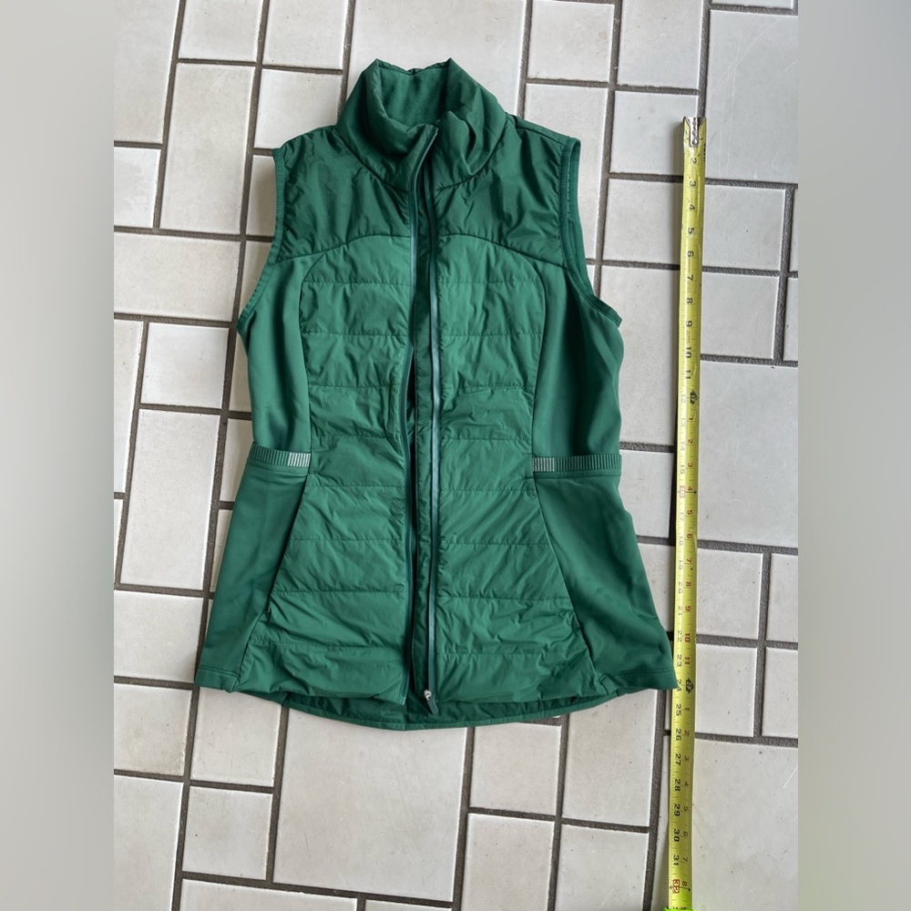 Lululemon green vest size 4 worn twice